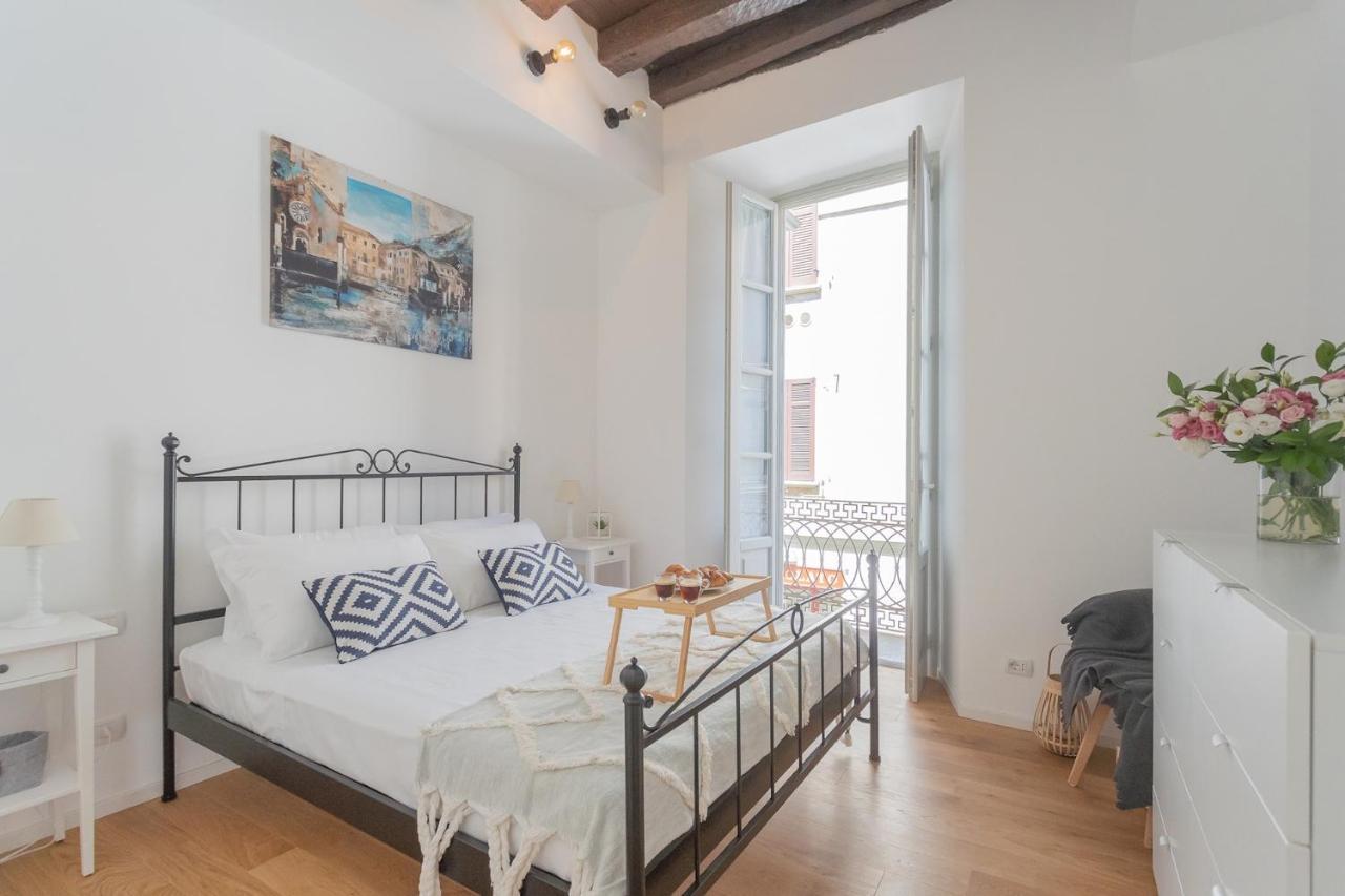 Independence Apartment With Balcony By Rent All Como Eksteriør billede